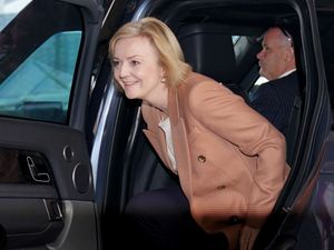 Supporting image for story: Truss still wants to bring top rate of income tax down despite U-turn