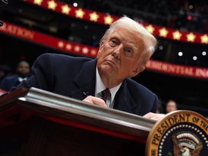 Supporting image for story: Trump suspends US foreign assistance for 90 days pending reviews