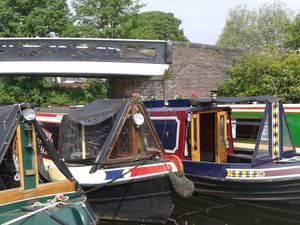 Supporting image for story: Narrow boat cruise returns to historic Wednesfield canal 