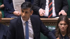 The Prime Minister responds to the question.