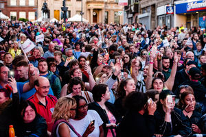 Supporting image for story