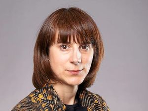 Supporting image for story: 15,000 attacks on mental health staff