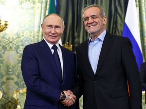 Supporting image for story: Russian and Iranian leaders sign partnership treaty in Kremlin