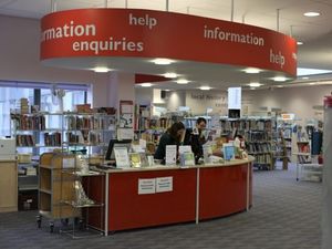 Supporting image for story: Library to close for a week while council spends Arts Council money on new shelves