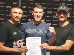 Supporting image for story: BCB sign Walsall boxer Shaun Cooper