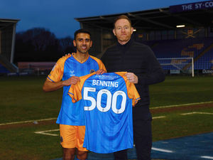 Supporting image for story: “Incredible achievement” - Gavin Cowan praises Mal Benning after landmark appearance