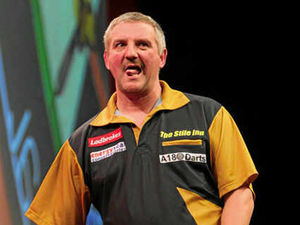 Supporting image for story: Wayne Jones sees off qualifying foe