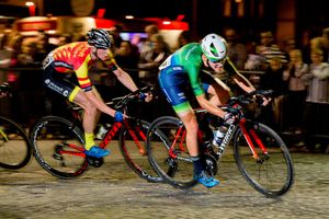 The men's race