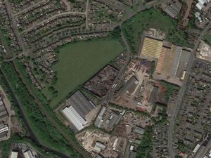 Supporting image for story: Angry residents slate decision over Coseley travellers transit site