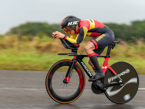 Supporting image for story: Freeman and Hales team up for a victory