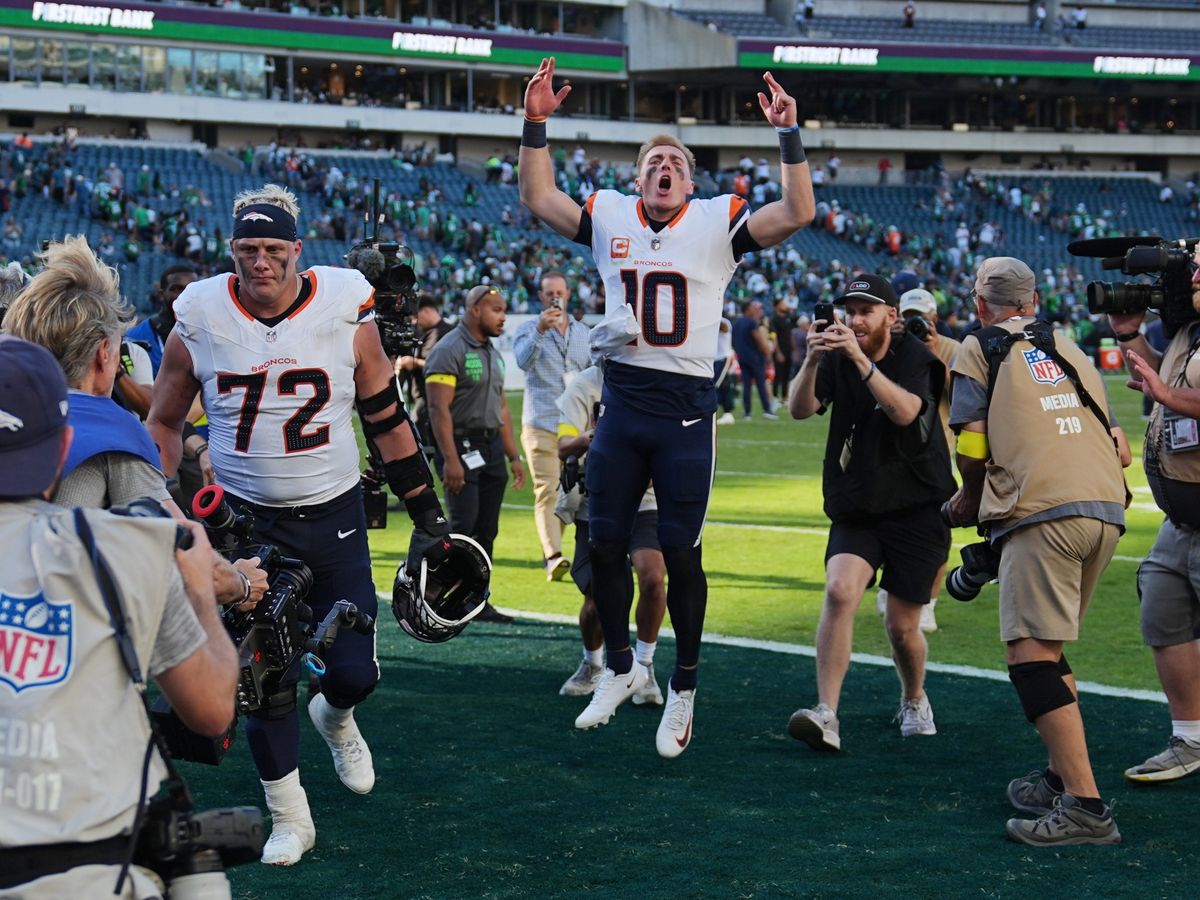 Denver Broncos hit back to end Philadelphia Eagles&rsquo; unbeaten record