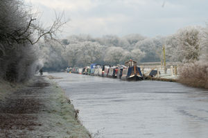 Shropshire Union Canal at Market Drayton - Janet Richardson