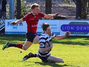 Supporting image for story: Five-star Stourbridge come from behind