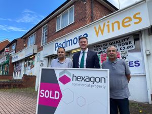 Supporting image for story: Stourbridge off-licence to close as family sells up