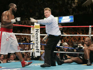 Supporting image for story: Mike Tyson's conqueror to meet Joshua