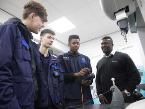 Supporting image for story: Manufacturers back apprenticeships despite Brexit uncertainty
