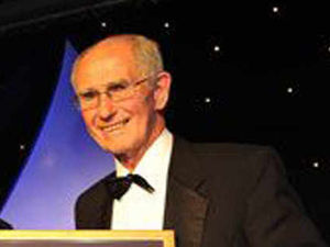 Supporting image for story: Tributes to ex-England water polo captain Noel Winter