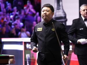 Supporting image for story: Zhang Anda hits 147 as Judd Trump and Neil Robertson fume at ‘unplayable’ table