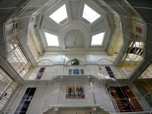 Supporting image for story: Fewer criminals to serve jail time under proposals to end prison overcrowding