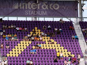 Supporting image for story: FIFA defends Club World Cup ticket sales after another low turnout