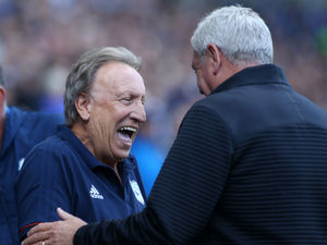 Supporting image for story: Neil Warnock backs Aston Villa's 'big players' at Wembley