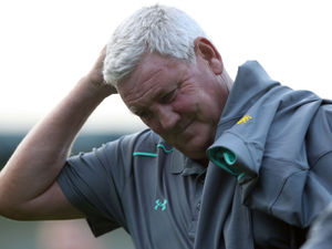 Supporting image for story: Steve Bruce: Losing does not hurt Aston Villa enough