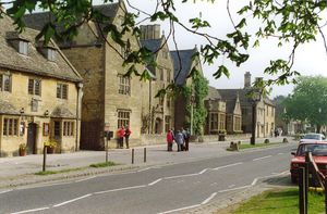 Broadway (Photo credit - Mrfinch, Creative Commons Attribution-Share Alike 3.0)