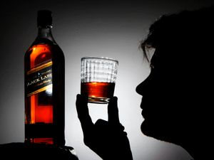 Supporting image for story: New laser method developed to identify exclusive whiskies