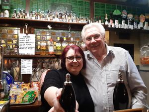 Supporting image for story: Change behind the bar at Sedgley real ale pub