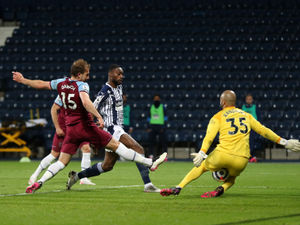 Supporting image for story: Aston Villa eye loan deal for West Ham stopper Darren Randolph 