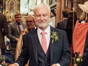 Supporting image for story: Tributes flood in for orange chip pioneer Major Spencer after death aged 80