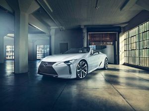 Supporting image for story: Lexus to debut LC Convertible Concept at Detroit motor show