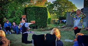 “Some man or other must present Wall” – British Touring Shakespeare’s MSND at Soulton