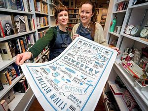 Supporting image for story: Oswestry landmarks on tea towel