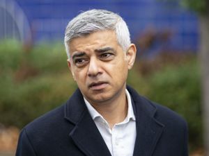 Supporting image for story: Major incident in London stood down but mayor urges caution over Omicron