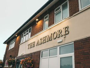 Supporting image for story: Ashmore Park pub celebrated among best in country by national pub chain awards