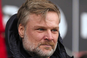 Steven Pressley has experience at a number of clubs and is one of the more passionate managers available.