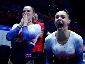 Supporting image for story: Alice Kinsella hails team after taking historic silver at World Championships