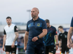 Halesowen managed Russell Penn (Kieren Griffin Photography)