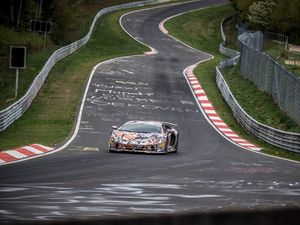 Supporting image for story: Lamborghini Aventador SVJ sets new Nurburgring lap record