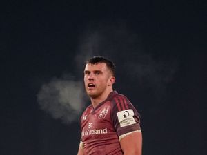 Supporting image for story: Tom Farrell hailed for ‘resilience’ as Munster centre prepares for Ireland bow