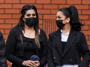 Supporting image for story: Double murder trial jury retires in case of TikTok influencer and her mother