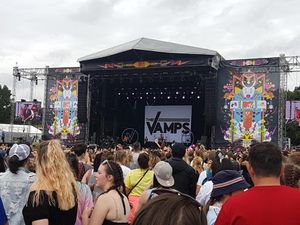 Supporting image for story: V Festival 2017: The Vamps' Bradley Simpson plays to crowd he was once part of - review