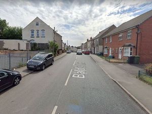 Supporting image for story: Man tasered after 'threatening police and punching officer' called to reports of assault