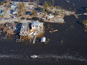 Supporting image for story: Death toll from Hurricane Ian escalates to 47 in Florida