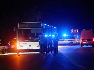 Supporting image for story: Six hurt in knife attack on bus in Germany