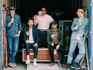 Supporting image for story: Kaiser Chiefs announce Birmingham show