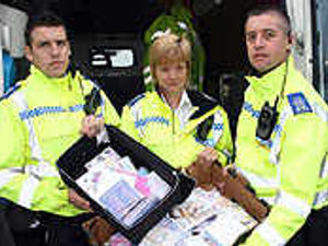 Supporting image for story: Swoop nets 15,000 bootleg discs