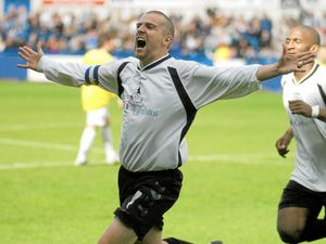 Supporting image for story: AFC Telford bring in Sean Parrish as assistant manager