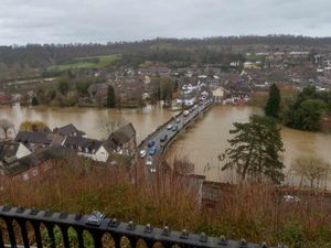 Supporting image for story: Bridgnorth river levels set to peak today